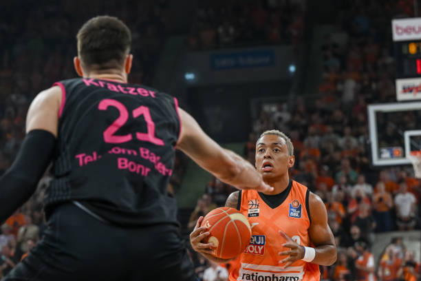 投篮7中1 投篮7中1