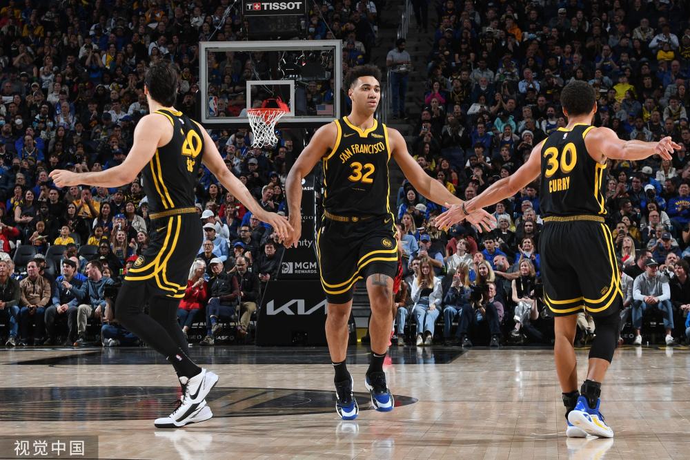 表现令人欣 表现令人欣